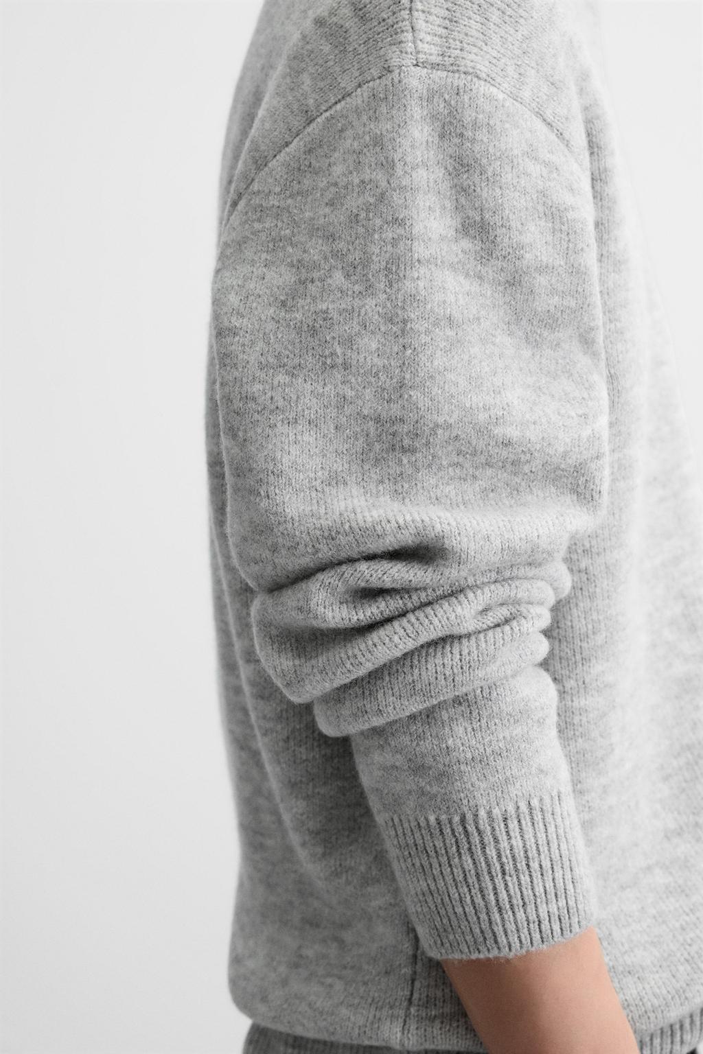 Zara Textured Relax Fit Sweater